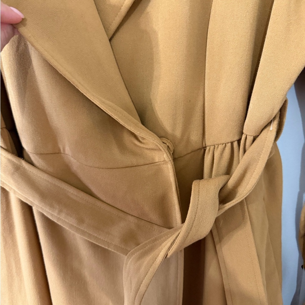 LC Lauren Conrad Camel Belted Trench Dress Pleated Tie Sleeve Pockets Size L - Picture 8 of 8